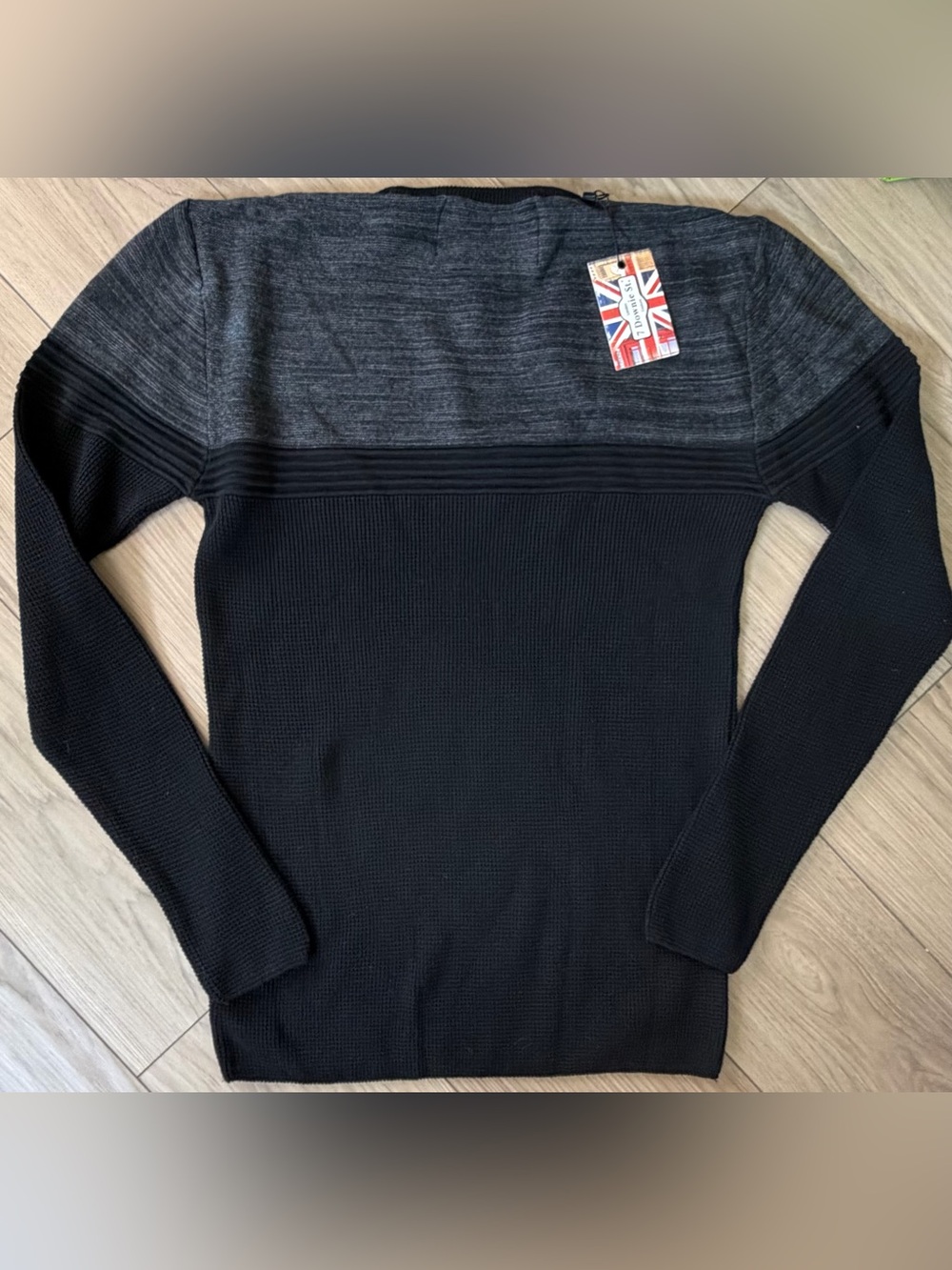7 Downie St Men's Black and Charcoal Waffle Crewneck Sweater L NEW - Picture 2 of 6